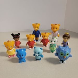 Daniel Tiger's Neighborhood Friends & Family Toys - Lot of 11 Figures.